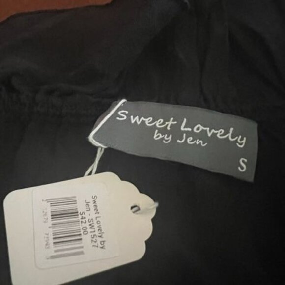 Sweet Lovely By Jen Black layered Ruffle Crop Top Adjustable Spaghetti Straps - Picture 4 of 5